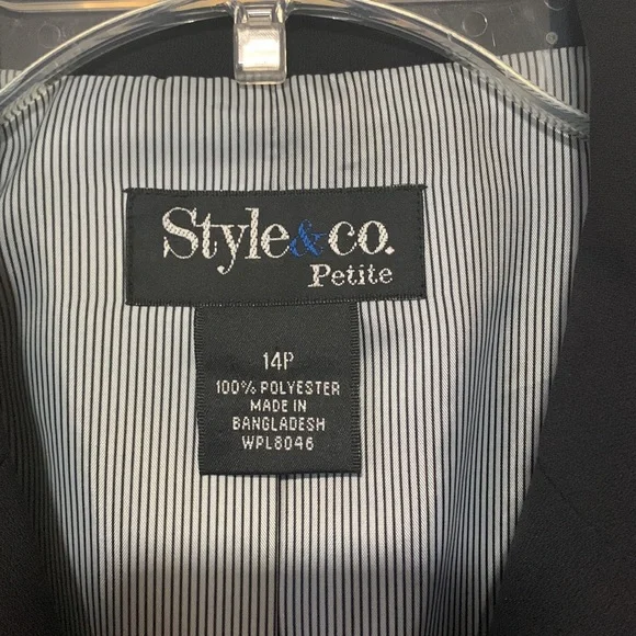 Style & Co - Women’s blazer black size 14p - Picture 2 of 5